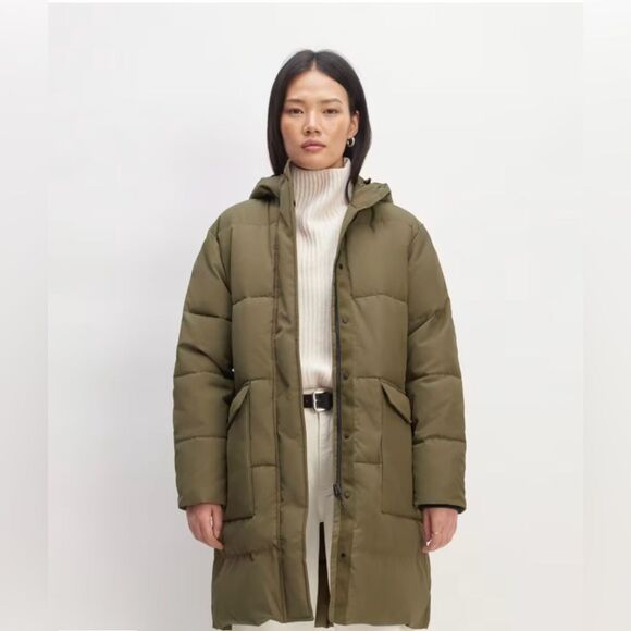 NWT Everlane long Kalamata olive puffer coat size xxs, but is spacious - Picture 1 of 13
